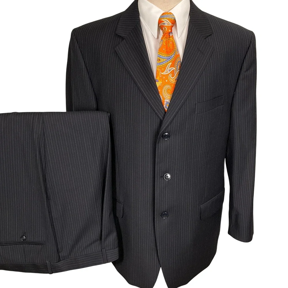 Jones New York Suit Mens 44R 40W Black Pinstripe 3-Button Formal Classic Wool